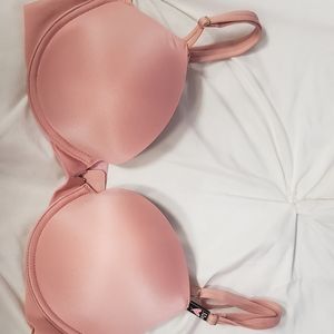 VS Sexy illusions pushup